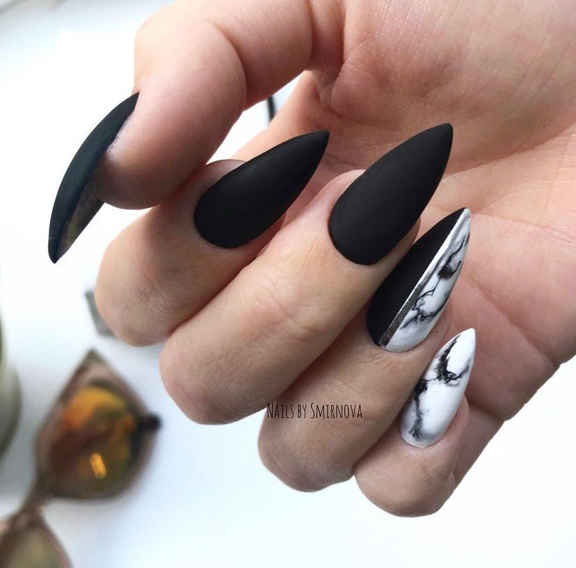Dark Gel Polish